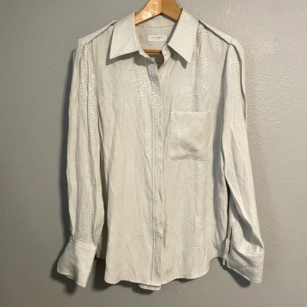 Equipment Femme Womens Top Medium Gray Snakeskin Print Button Up Modern Designer
